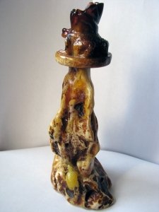 Подсвечники из янтаря царевна лягушка. Вес - 417 г. Высота 215 мм. Основа 110 х 65 мм. Цена договорная