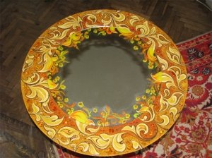 Зеркала, инкрустированные янтарём