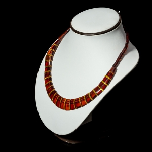 Ново изготовленные ожерелья