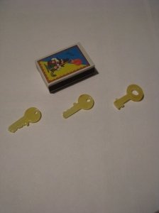 Сувениры из янтаря. Сувенир ключик.