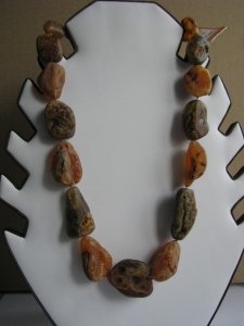 Тёмные бусы