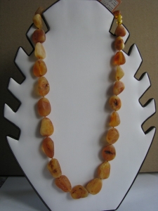 Тёмные бусы