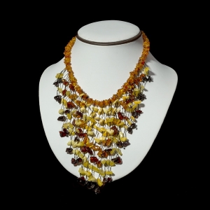 Бусы ручной работы