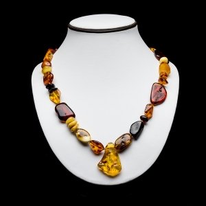 Бусы полированные