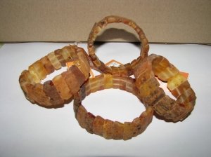 Неполированные бусы