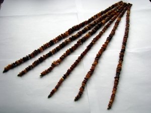 Неполированные бусы