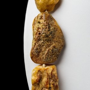 Бусы не полированные