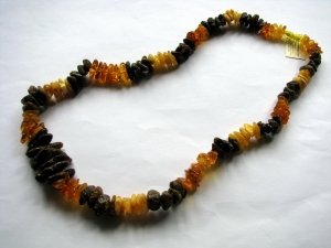 Бусы из натурального камня