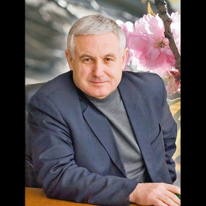 Фото мужчины для изготовления портрета из янтаря. 